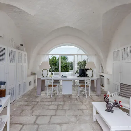 Baglioni Masseria Muzza & מלון
